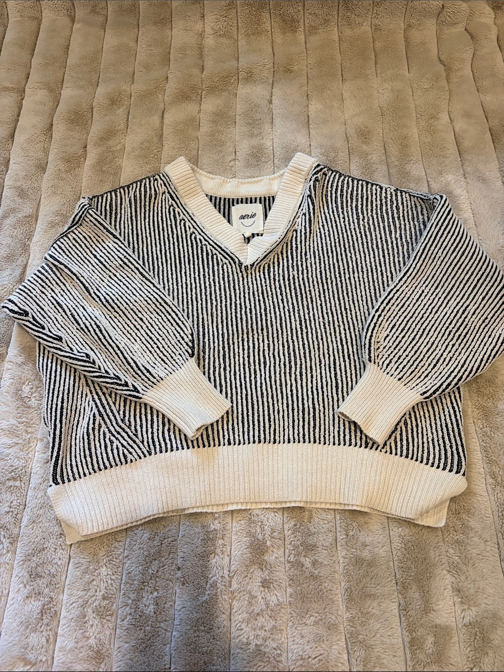 aerie Black and Cream V-Neck Striped Sweater